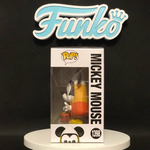 Mickey Mouse- 1398 (Halloween Exclusive)- Disney- Mint Condition- Funko - Picture 5 of 8